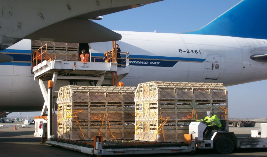 砚山到日本空运公司